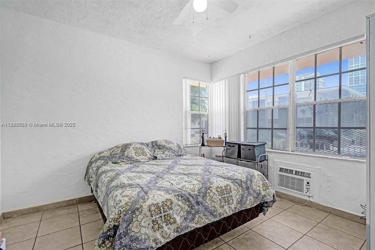 6860 Abbott Ave #4 - Photo 3 of 20