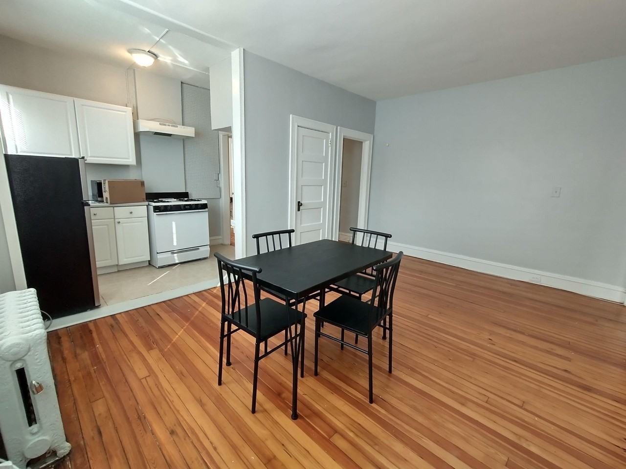 Dolphin St - Photo 5 of 20