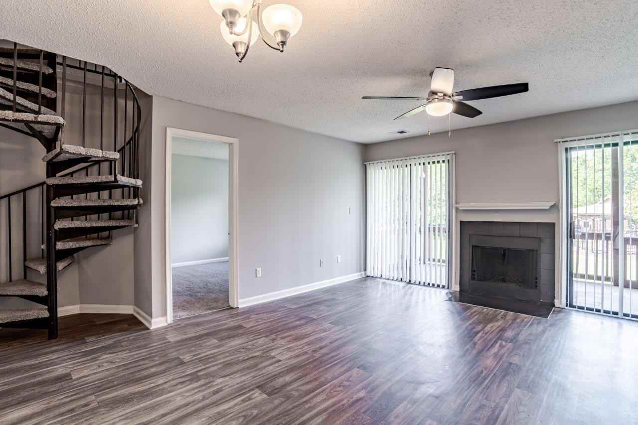 Riverwind Apartment Homes - Photo 7 of 29