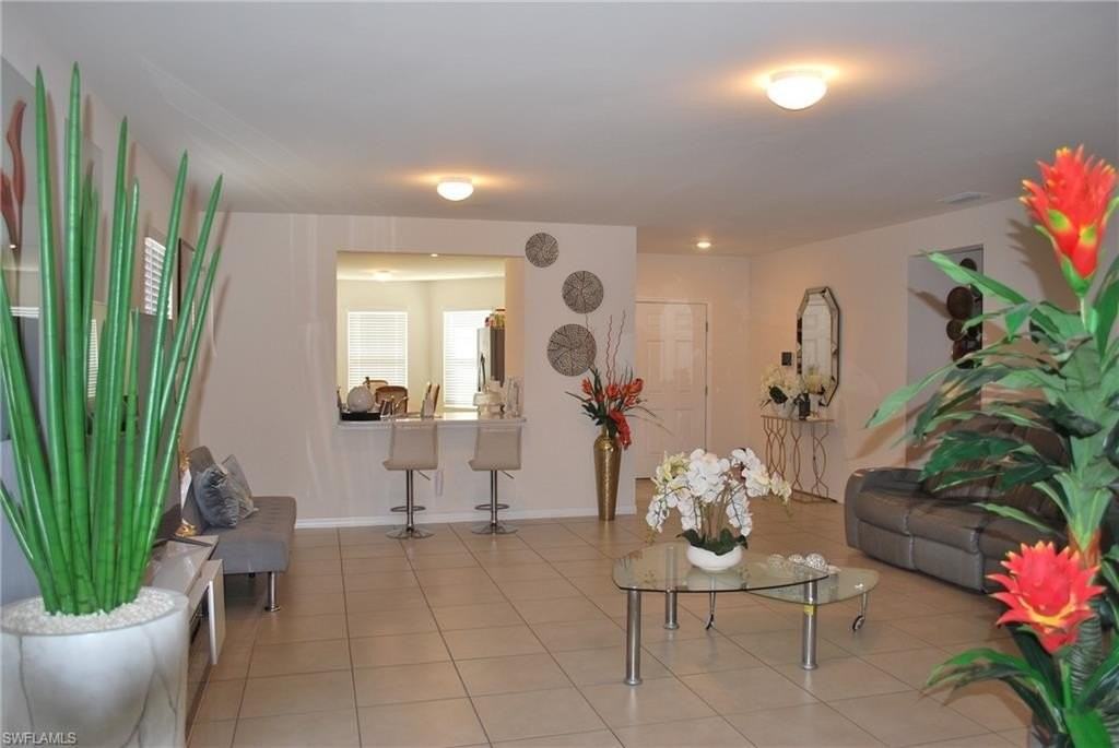 1217 Santa Barbara Blvd N - Photo 2 of 12