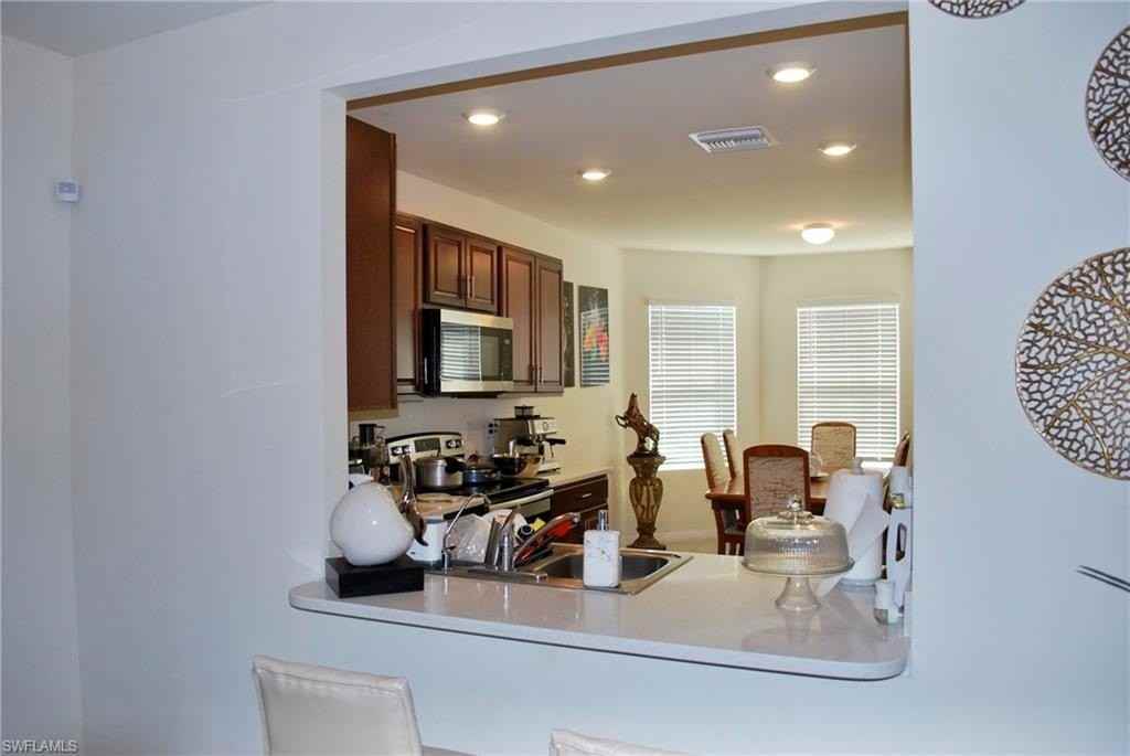 1217 Santa Barbara Blvd N - Photo 3 of 12