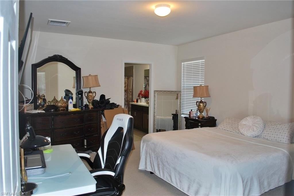 1217 Santa Barbara Blvd N - Photo 6 of 12