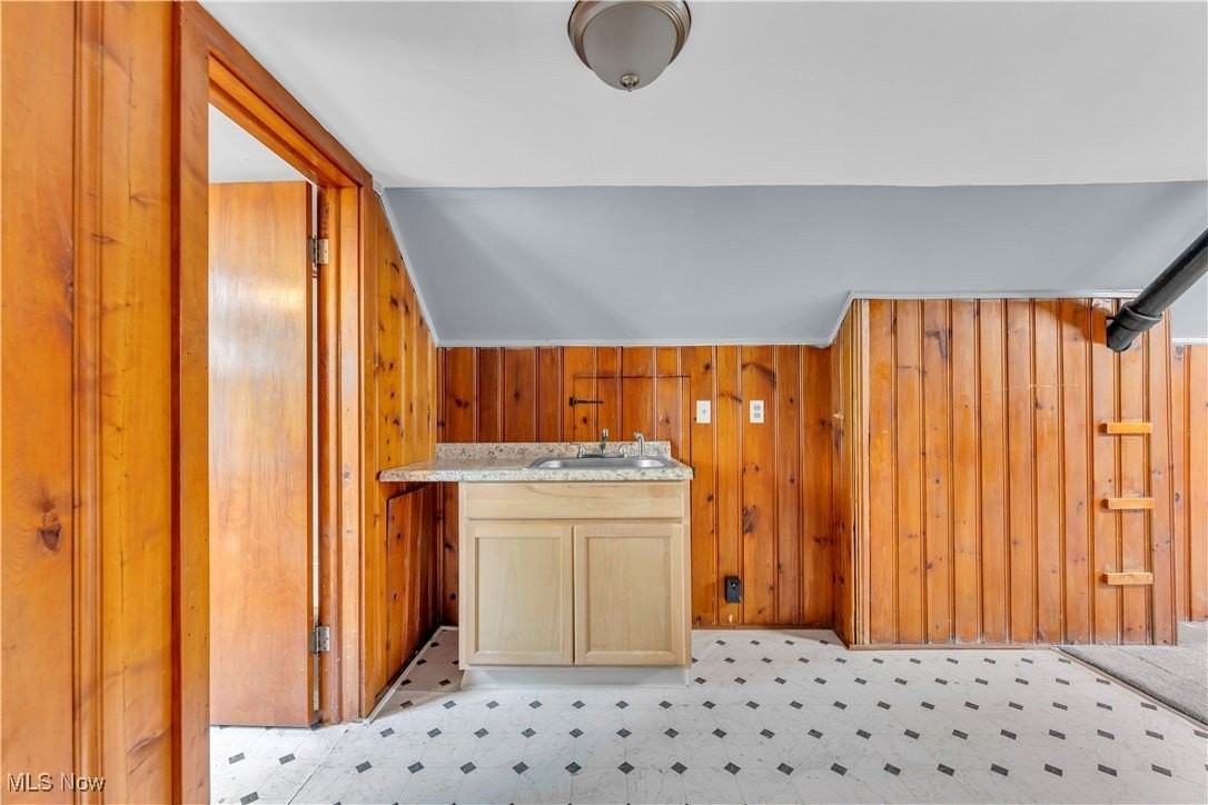 915 Helmsdale Rd Unit 3 #3 - Photo 6 of 18