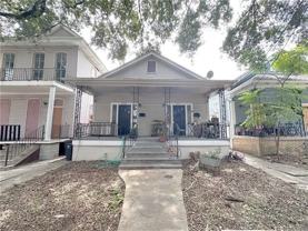 2908 Banks St - Photo 1 of 1