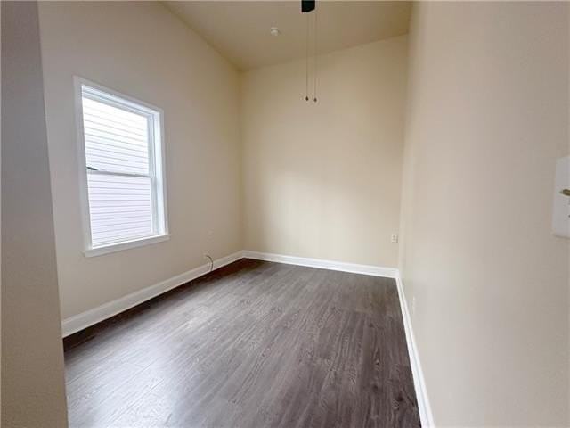 2908 Banks St - Photo 6 of 12