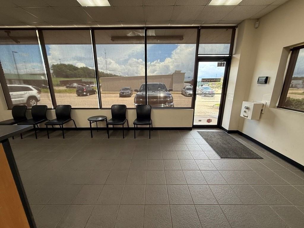 107 Scouting Circle - Photo 2 of 9