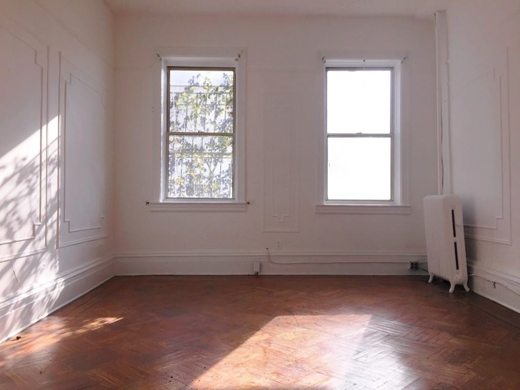 51 Division Avenue - Photo 2 of 36