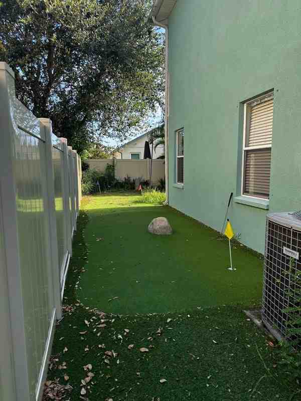 650 Norfolk St - Photo 2 of 14