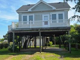 featured image of 6541 Broadwater Cir