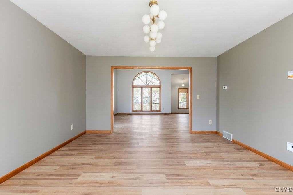 3293 Greenleafe Dr - Photo 6 of 25