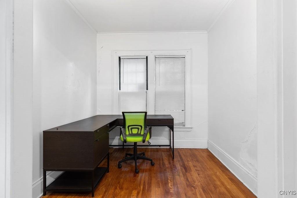 700 Maryland Ave - Photo 5 of 12