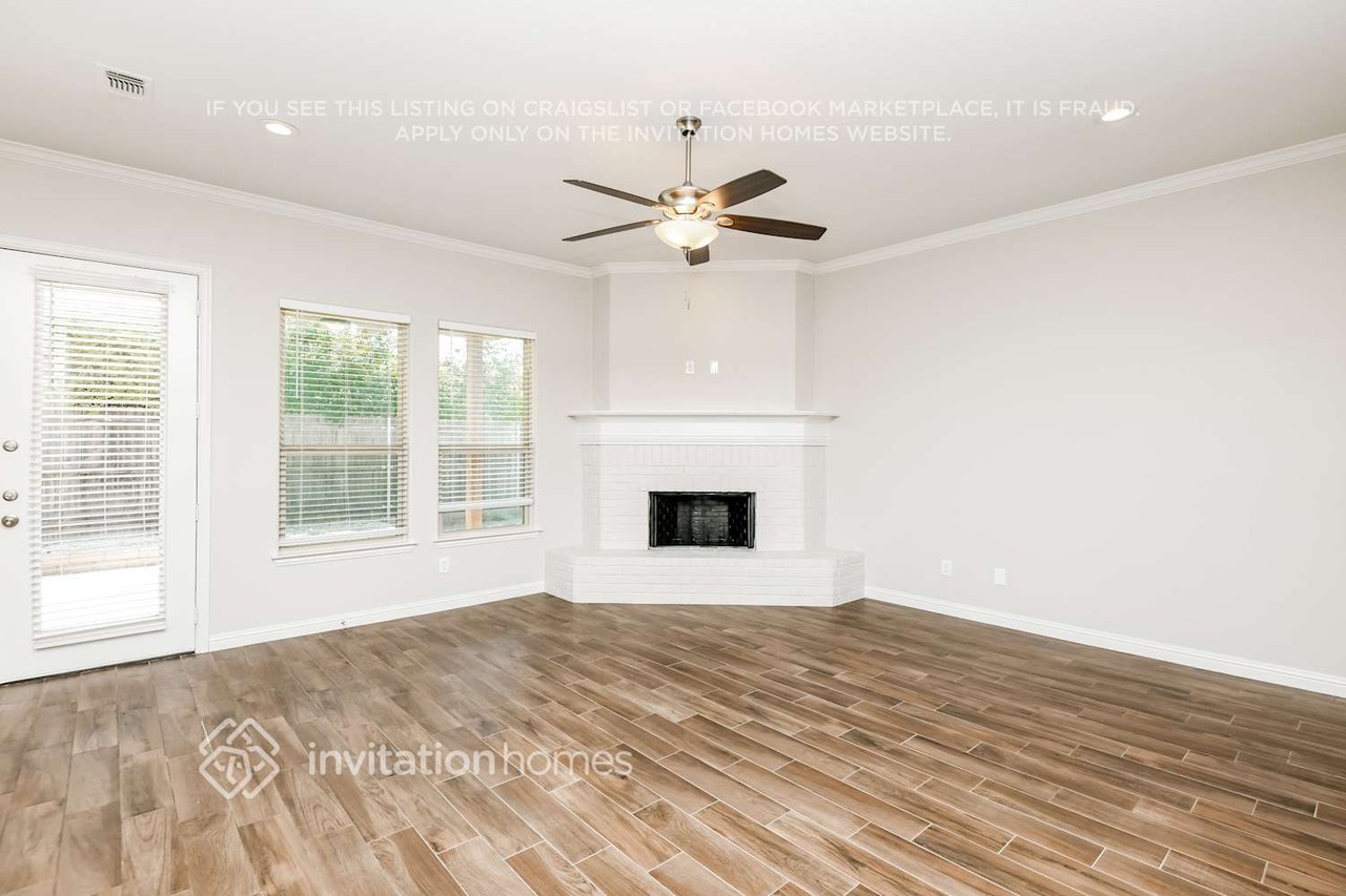 308 Red Dr - Photo 2 of 16
