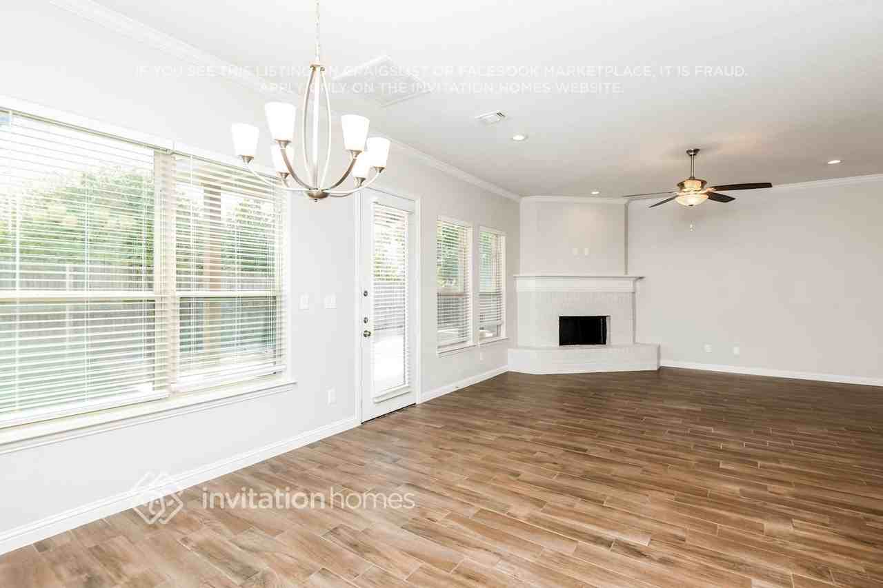308 Red Dr - Photo 3 of 16