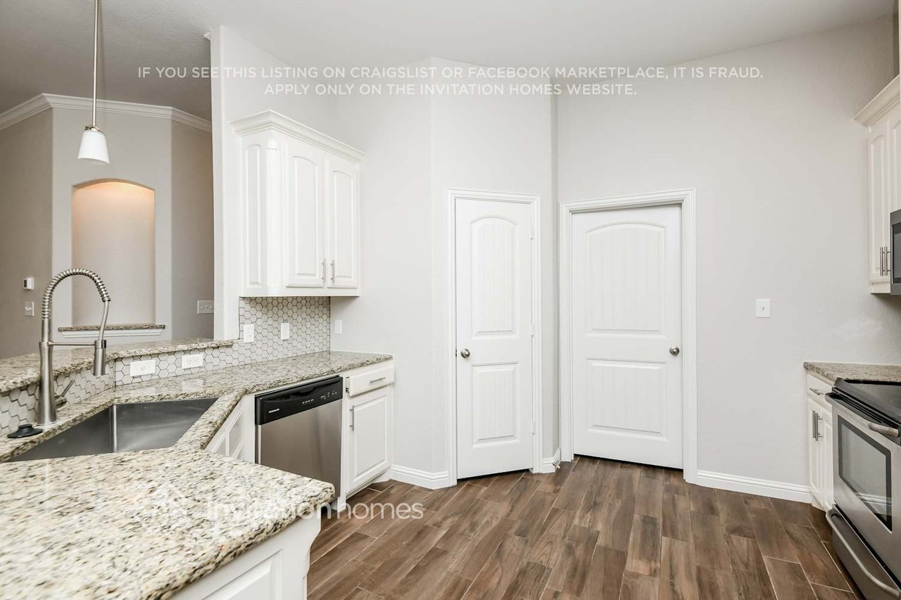 308 Red Dr - Photo 7 of 16