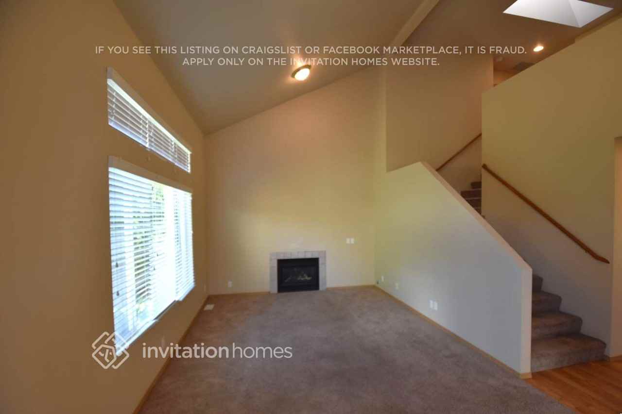 126 Forest Ct - Photo 3 of 14