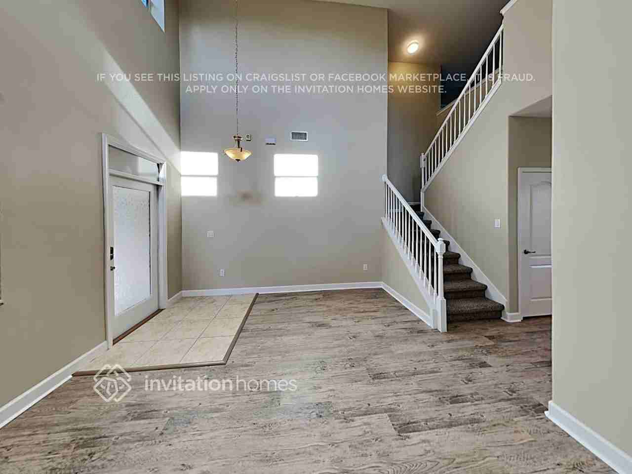 11430 Flora Springs Dr - Photo 4 of 20