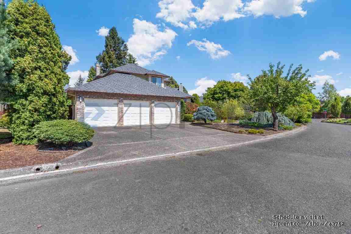 971 Nw 162nd Ter - Photo 2 of 32