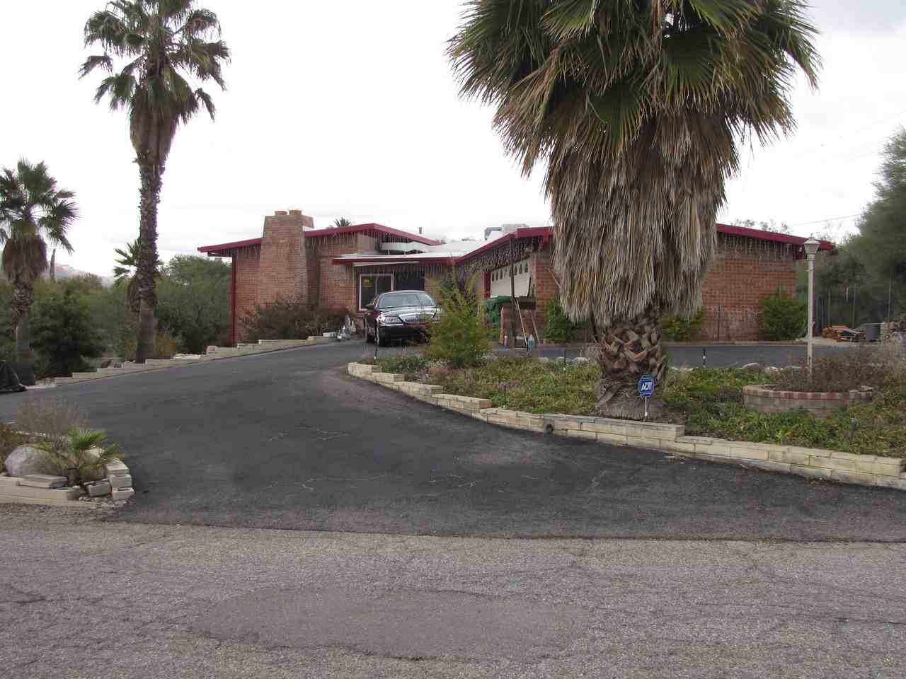 8110 E Moonstone Dr - Photo 2 of 12