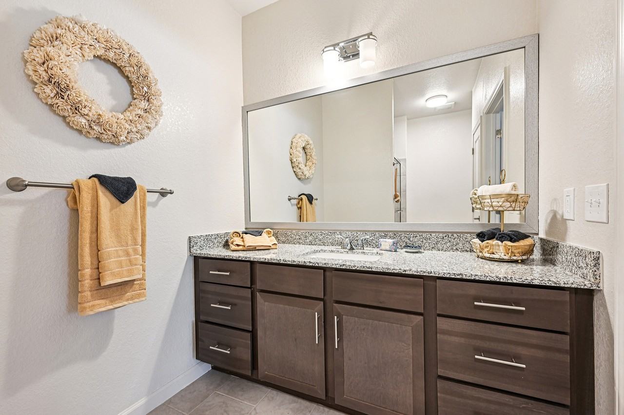 The Sovana at Stuart - Photo 6 of 43