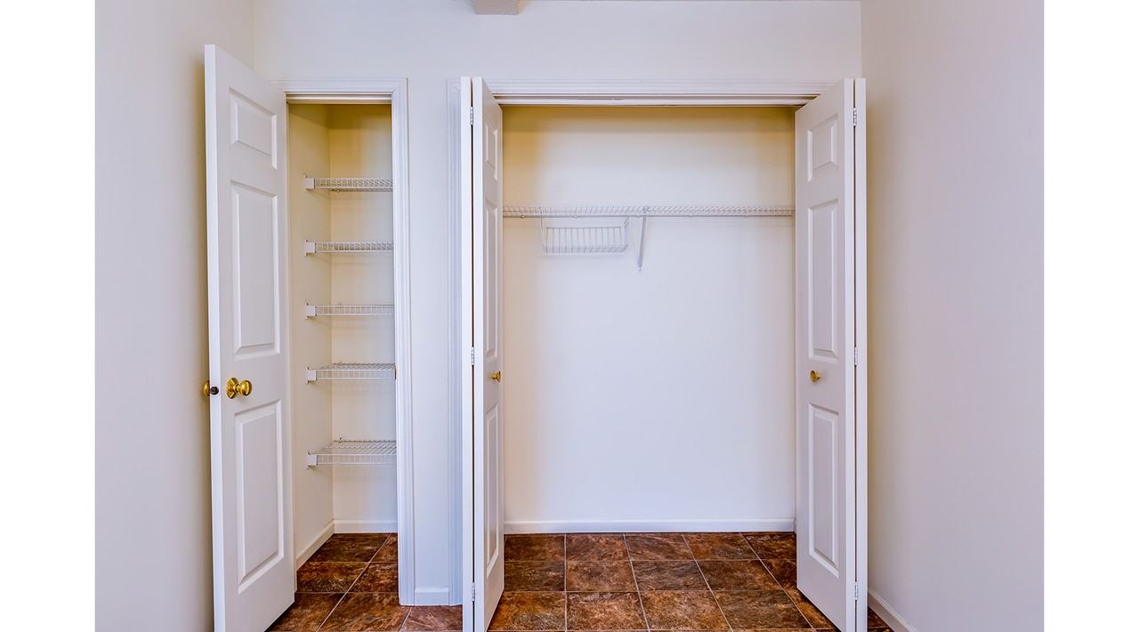 3035 Brittany Lane Northwest #H - Photo 5 of 25