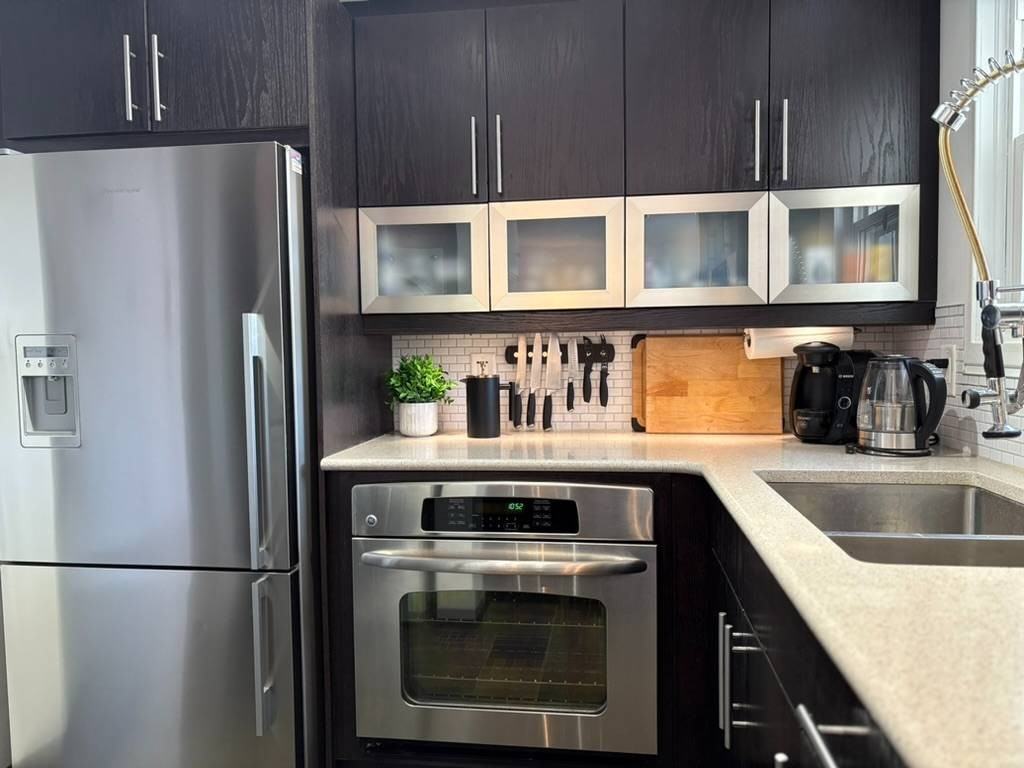 461 Beechwood Pl - Photo 2 of 11