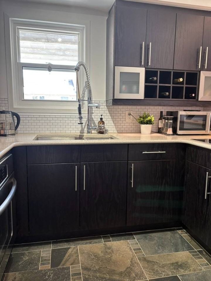 461 Beechwood Pl - Photo 3 of 11