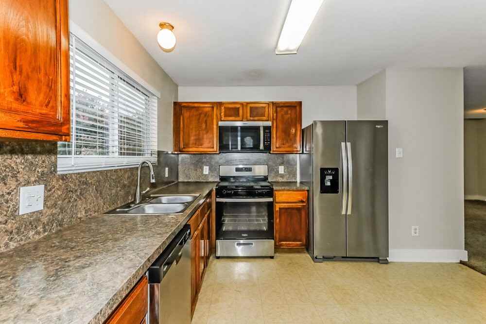 20014 Rustic Lake Ln - Photo 7 of 18