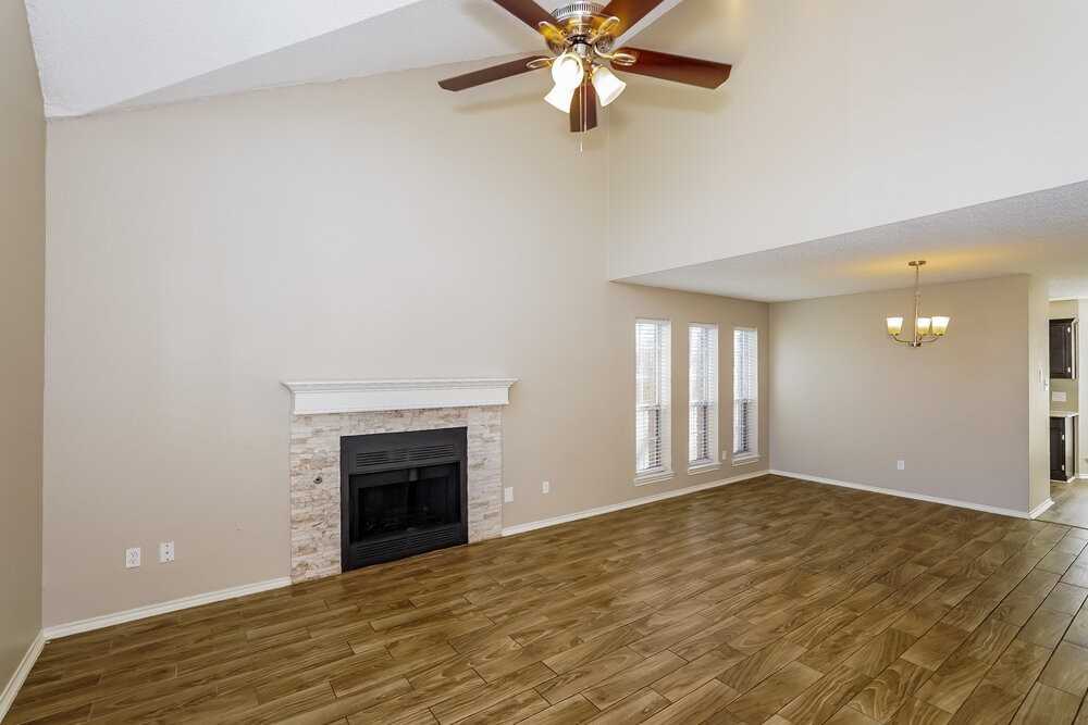 3305 Wilmington Dr - Photo 4 of 20