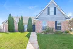 8104 Manhatten Dr - Photo 1 of 1