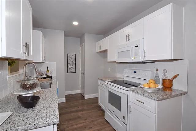 3105 Medina Street - Photo 6 of 14