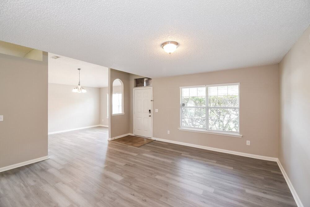 2904 Cold Creek Blvd - Photo 3 of 16