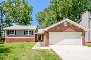 1738 Pierce Arrow Pkwy - Photo 1 of 1