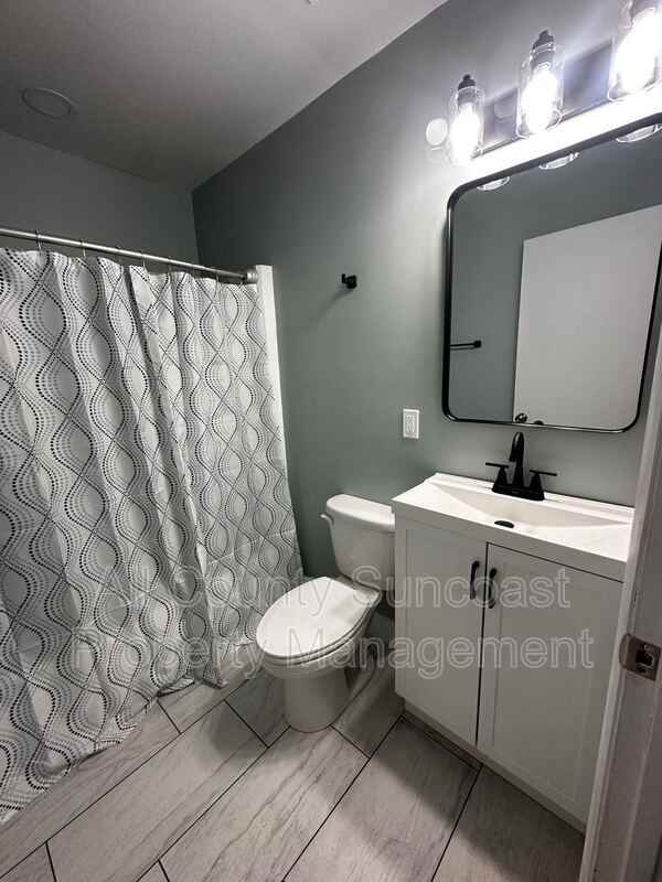82 W Bryant Cir - Photo 7 of 9