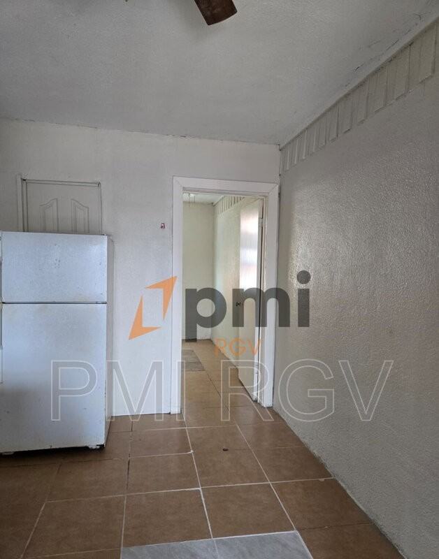 1608 Norma Ln #8 - Photo 5 of 7