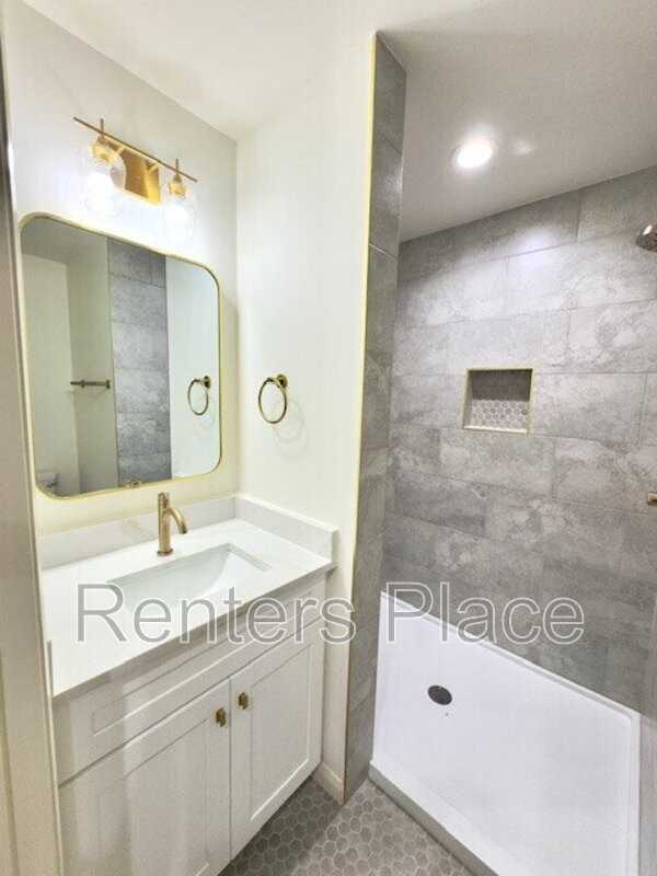 1140 S Quincy Ave #3B - Photo 7 of 10