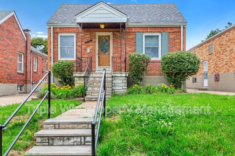 7035 Plainview Ave - Photo 2 of 28