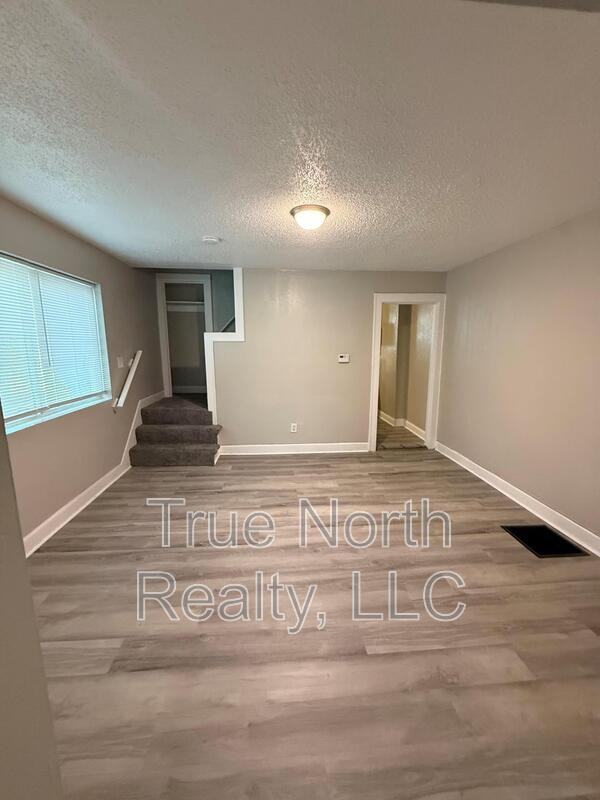 1223 E 20th Ave - Photo 2 of 9