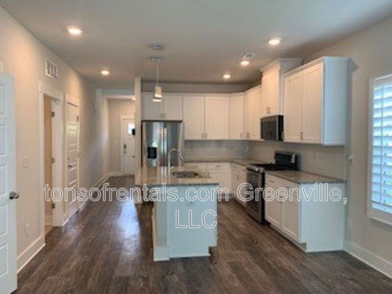 34 Galley Ln - Photo 2 of 21