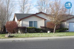 737 Ne Nickernut Ave - Photo 1 of 1