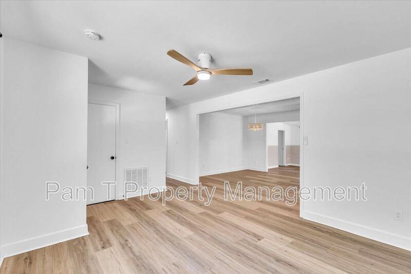 229 Chatham St - Photo 7 of 40