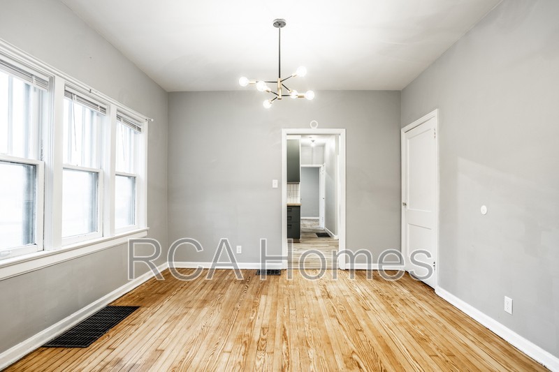 1046 E Bradbury Ave - Photo 7 of 21