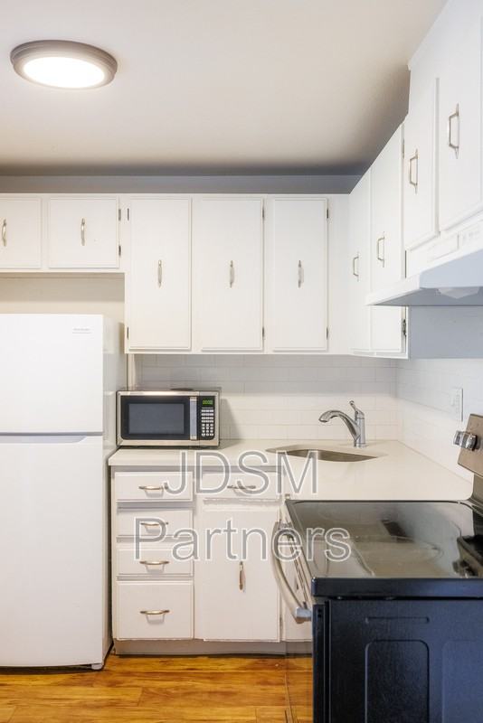 2455 Bryant St #8 - Photo 3 of 19
