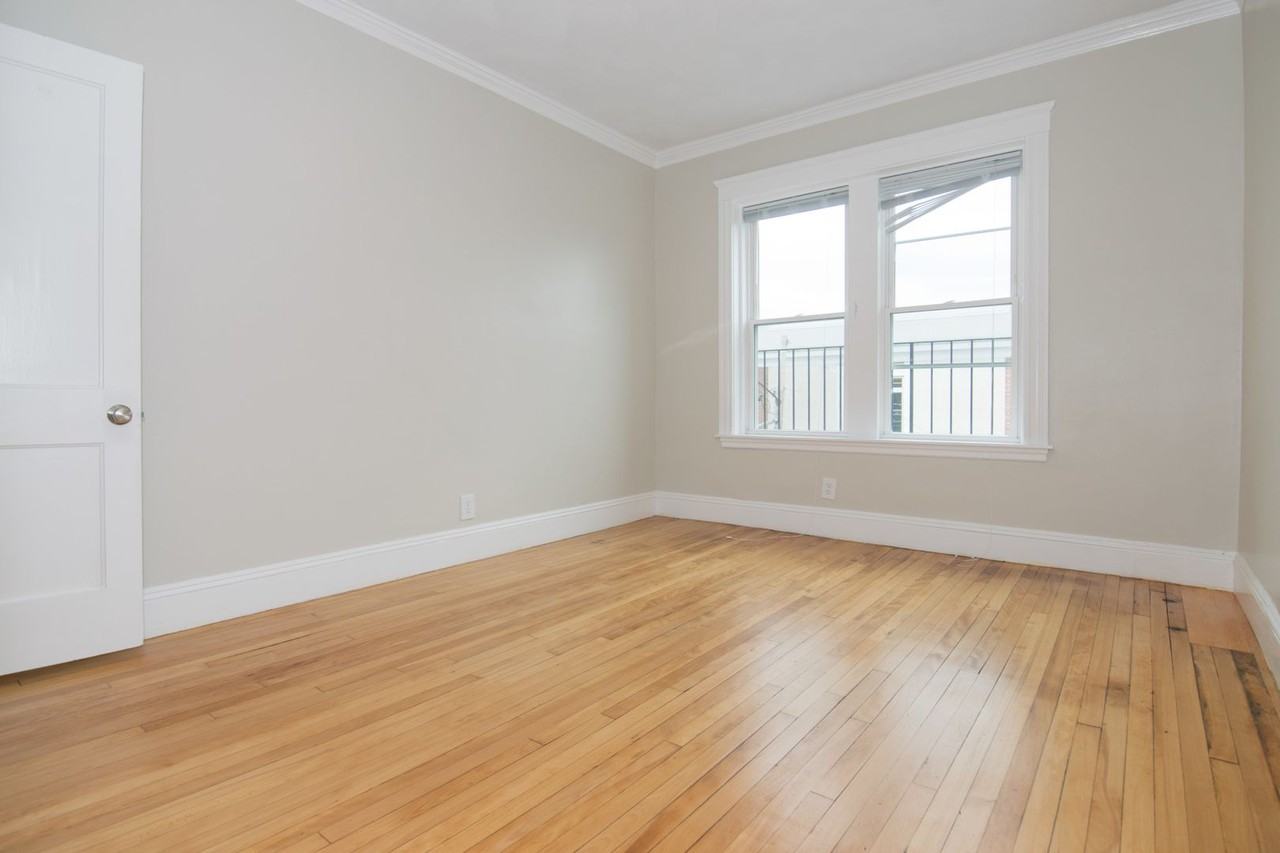 4 Gardner St - Photo 7 of 13