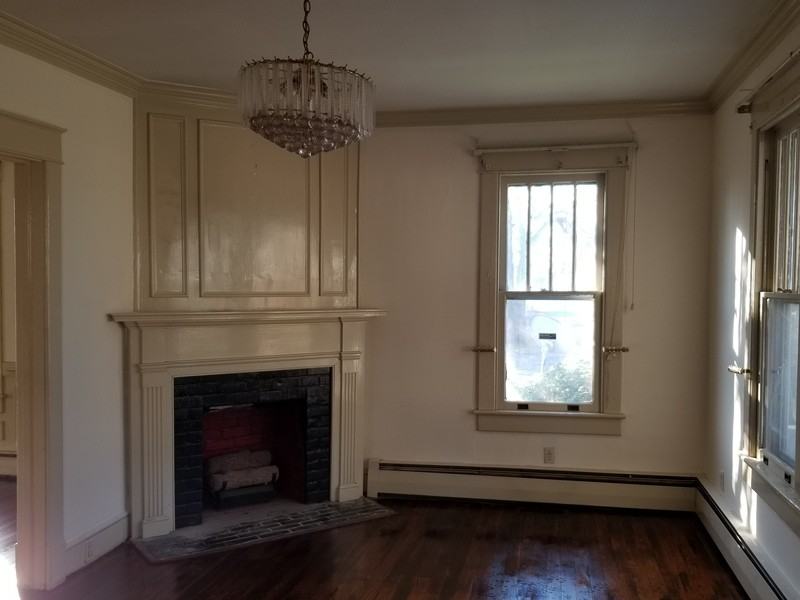 318 S Dyer St - Photo 3 of 12