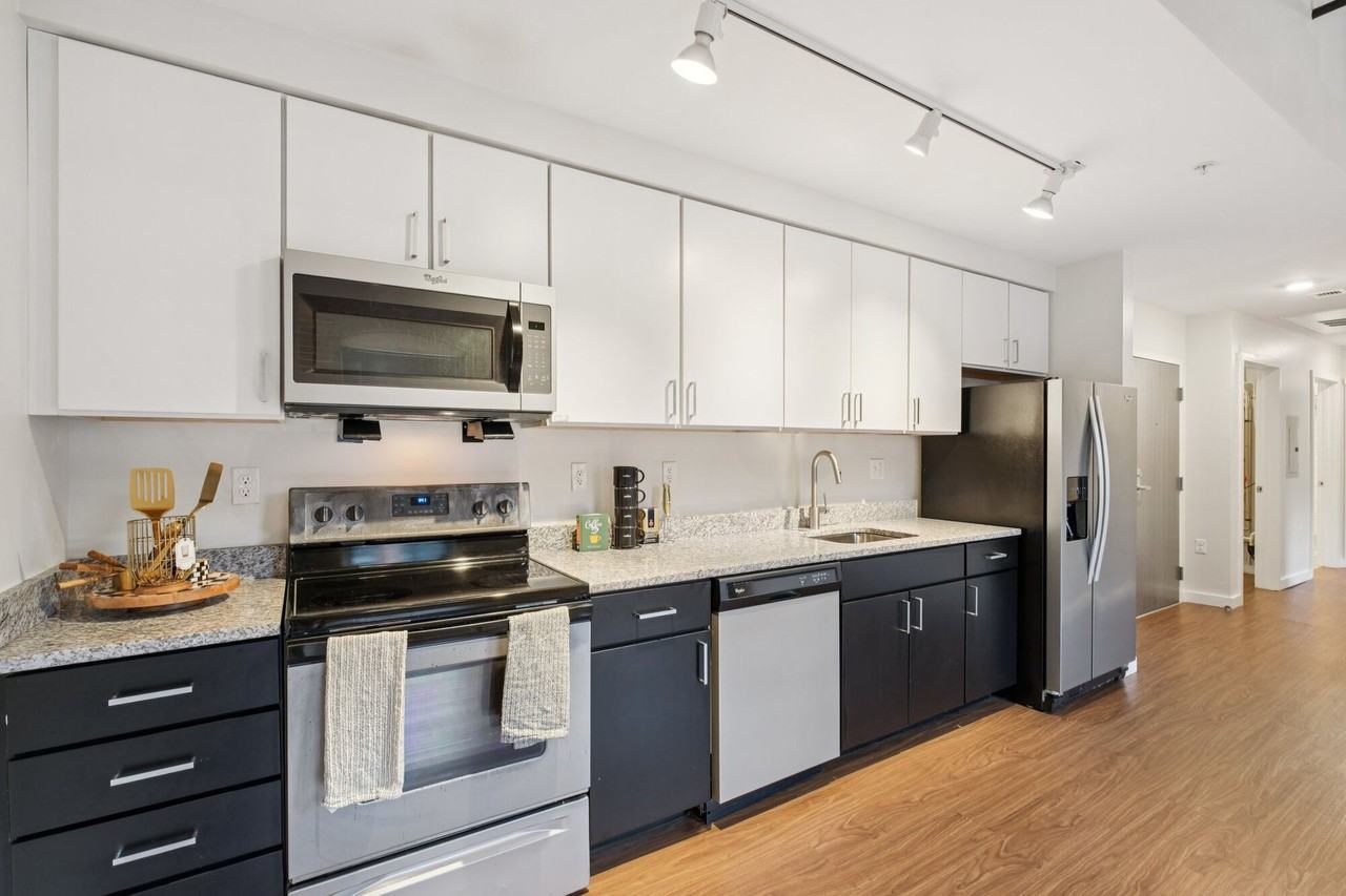 Loft Two Seven - Photo 6 of 39