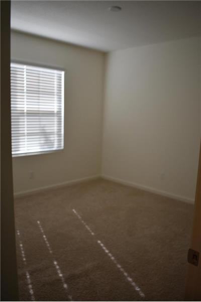 107 Sw Glenwood Dr - Photo 3 of 42