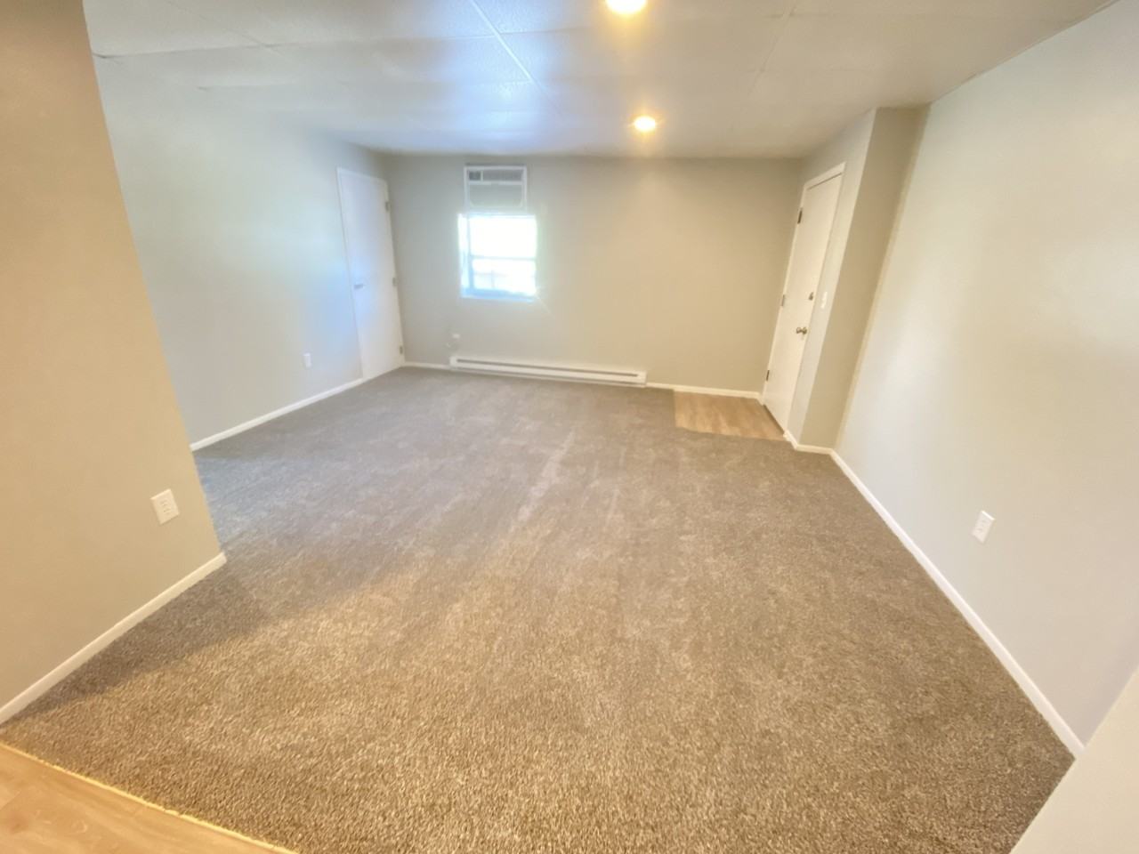 904 N. Main St. - Photo 2 of 7