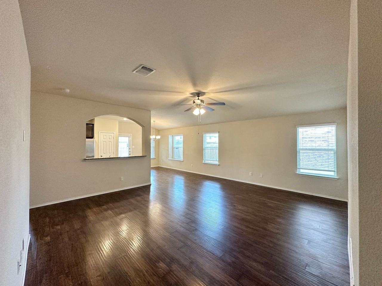 3414 Parkmill Dr - Photo 2 of 39