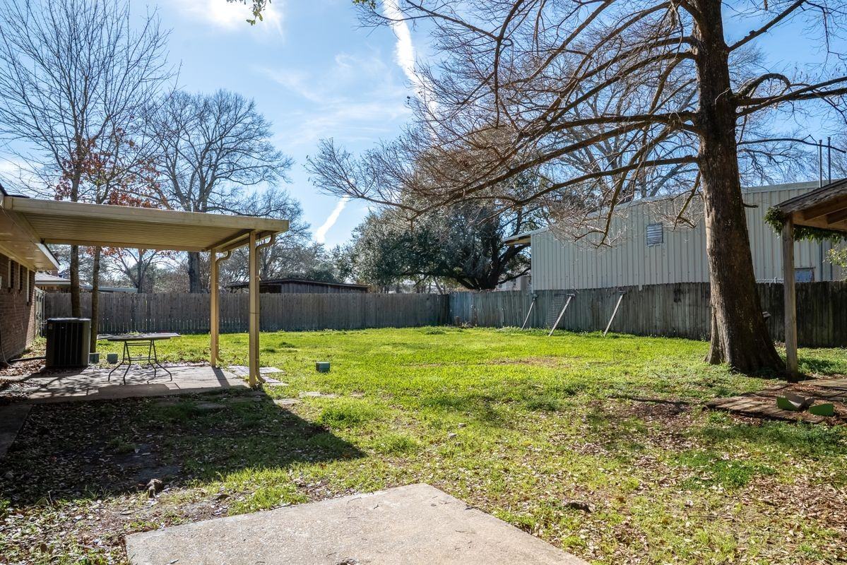 213 Birch Dr - Photo 5 of 24
