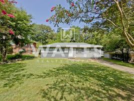 featured image of 1129 Dogwood Ln